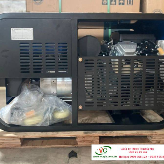 Máy phát điện 10kW chạy xăng 1 pha Hyundai HY15000LE