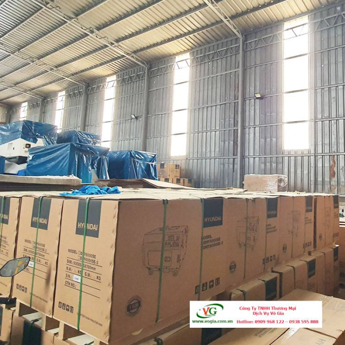 Máy phát điện 9kW chạy dầu Hyundai DHY9KSV